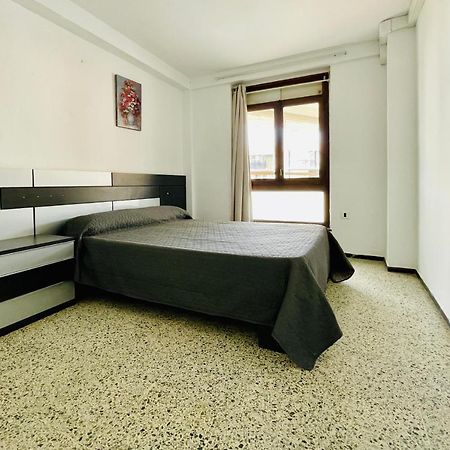 Costa Daurada Apartaments - Formentor 736 Salou Bagian luar foto