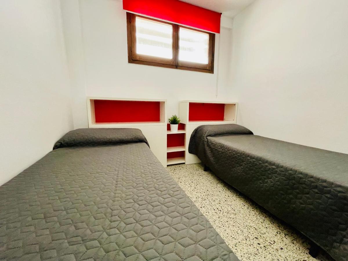 Costa Daurada Apartaments - Formentor 736 Salou Bagian luar foto