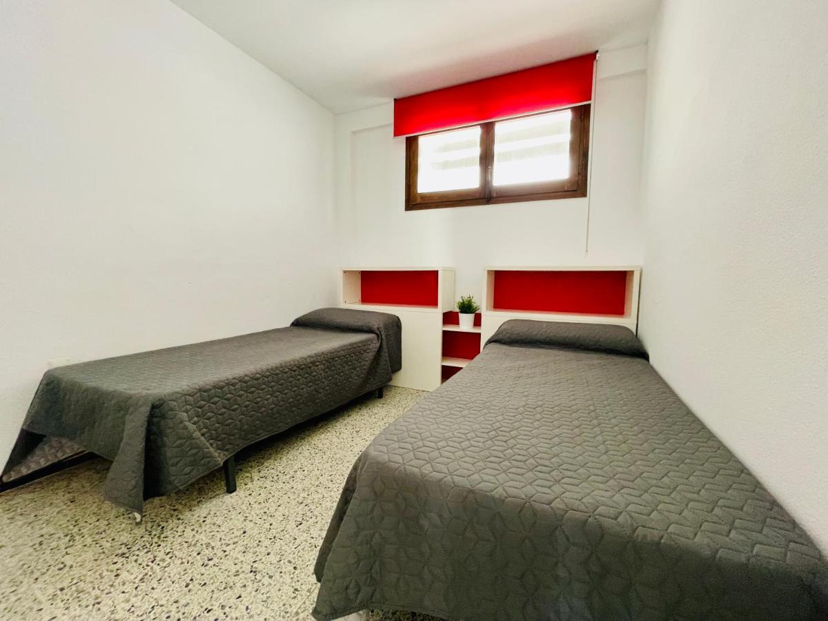 Costa Daurada Apartaments - Formentor 736 Salou Bagian luar foto