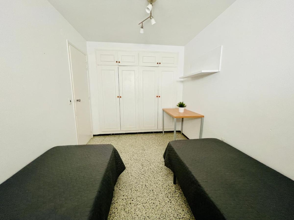 Costa Daurada Apartaments - Formentor 736 Salou Bagian luar foto