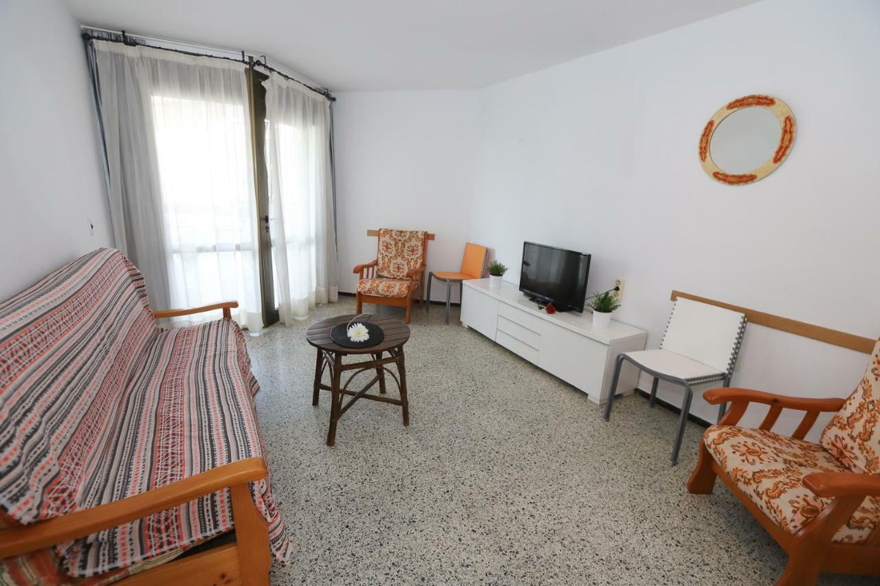 Costa Daurada Apartaments - Formentor 736 Salou Bagian luar foto